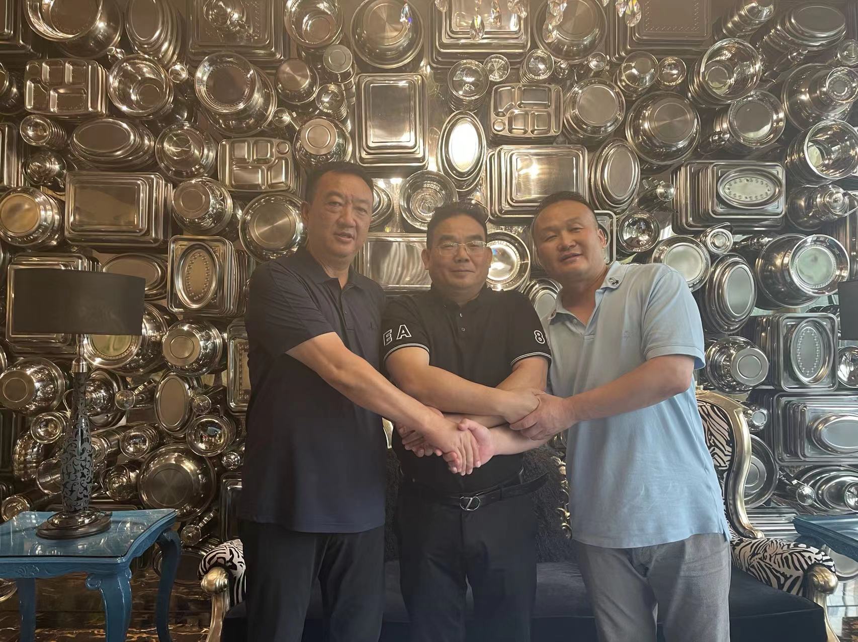 战略合作谋发展,优势互补促共赢--湖南发展集团矿业公司与西藏藏格创投集团签订战略合作框架协议